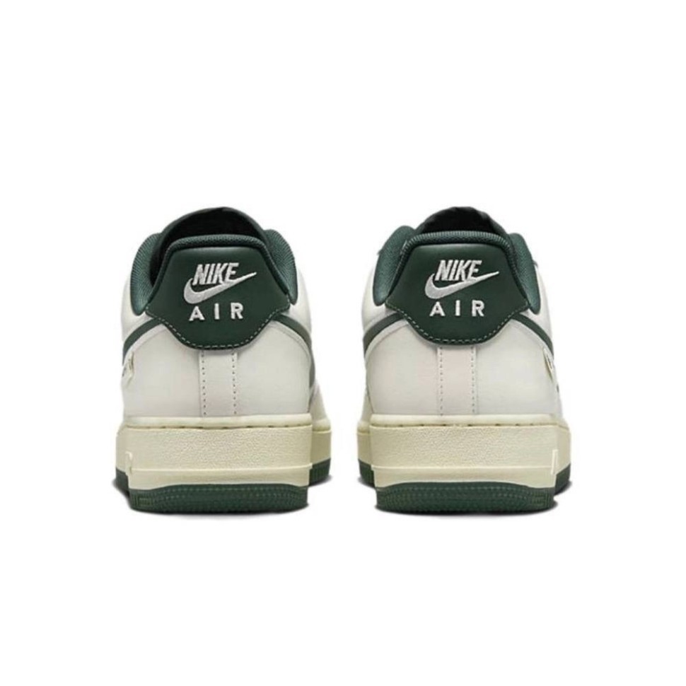 Кроссовки Nike AIR FORCE AF1 FV0392-100 в Москве  в Москве 