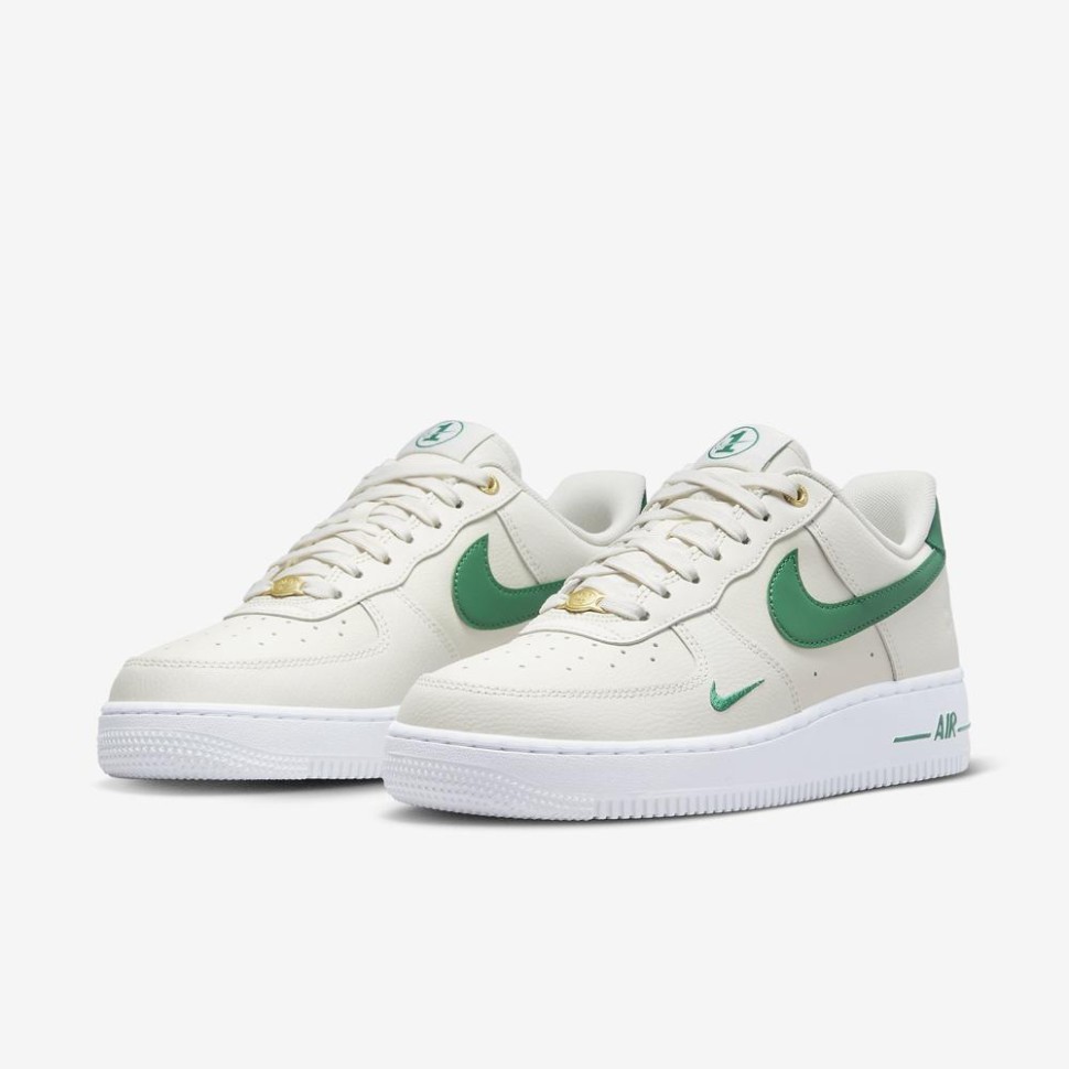 Кроссовки Nike Air Force 1 '07 LV8 DQ7658-101 в Москве в Москве