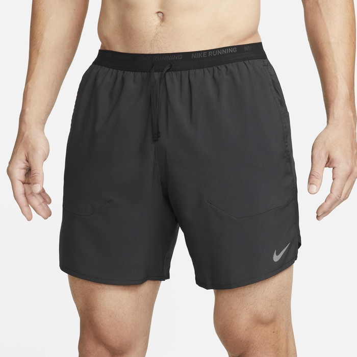 шорты NIKE M NK DF STRIDE SHRT 7IN BF DM4761-010 в Москве в Москве