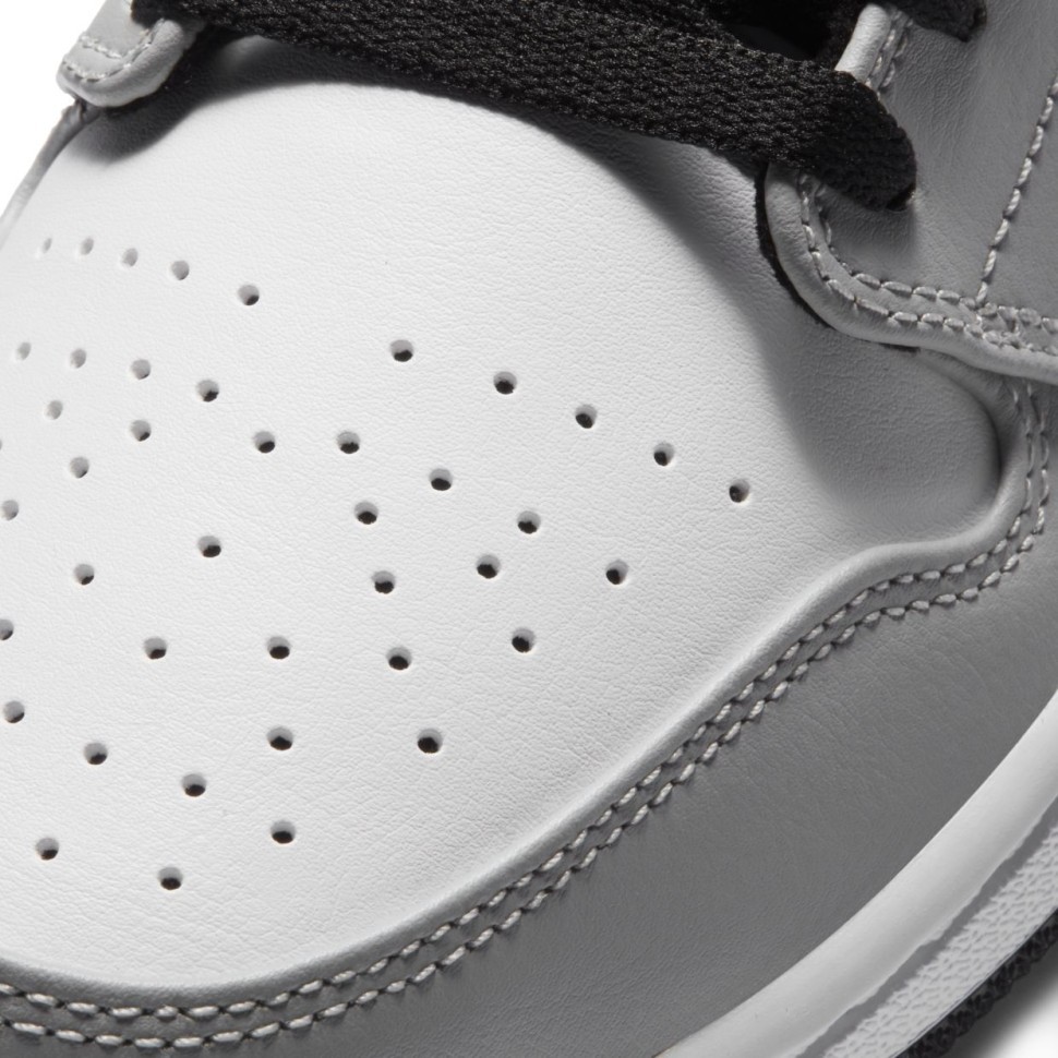 Кроссовки Nike air jordan 1 low  Light smoke grey 553558-030 в Москве  в Москве 