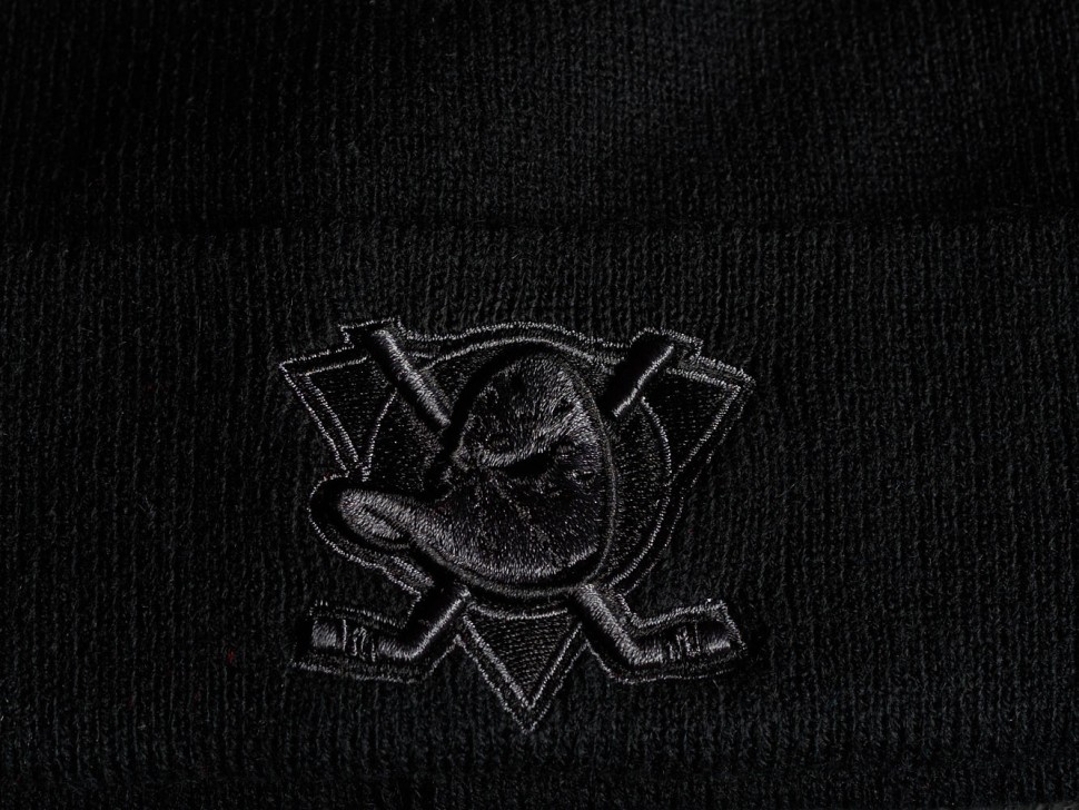 Шапка ATRIBUTIKA & CLUB Anaheim Ducks, черн. 59135 в Москве  в Москве 