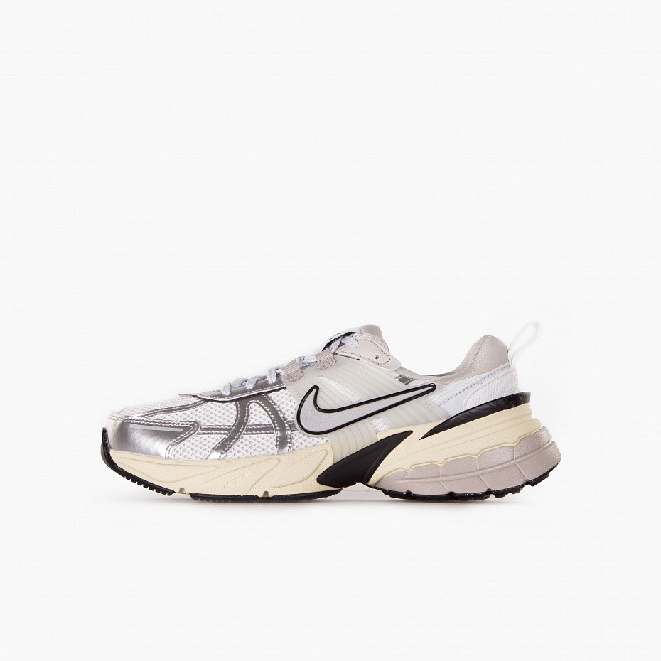 Кроссовки Nike W V2K RUN FD0736-100 в Москве  в Москве 