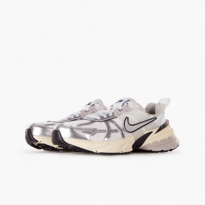 Кроссовки Nike W V2K RUN FD0736-100