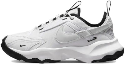Кроссовки NIke W TC 7900 DR7851-100