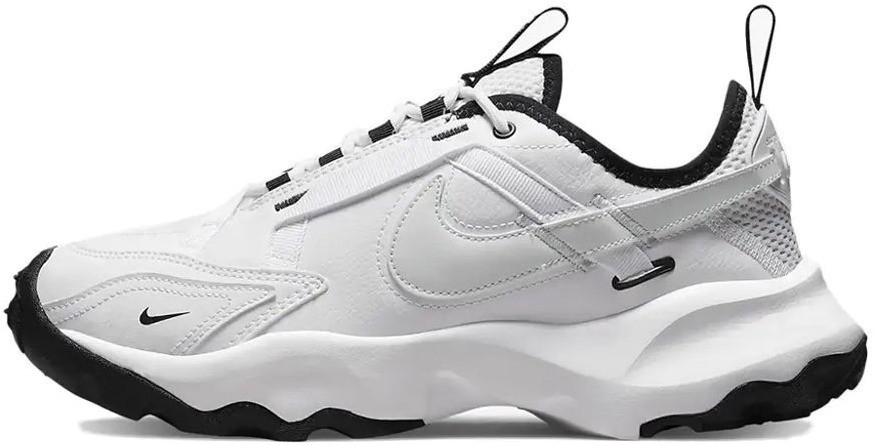 Кроссовки NIke W TC 7900 DR7851-100 в Москве  в Москве 