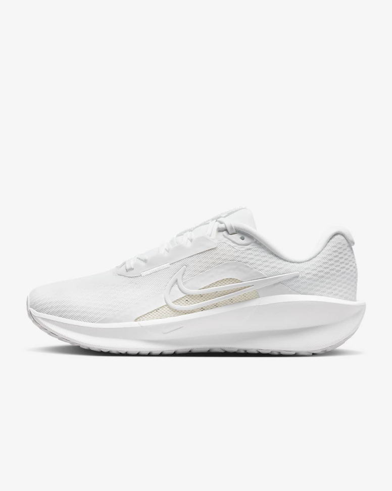 Кроссовки NIKE W DOWNSHIFTER 13 FD6476-101 в Москве  в Москве 