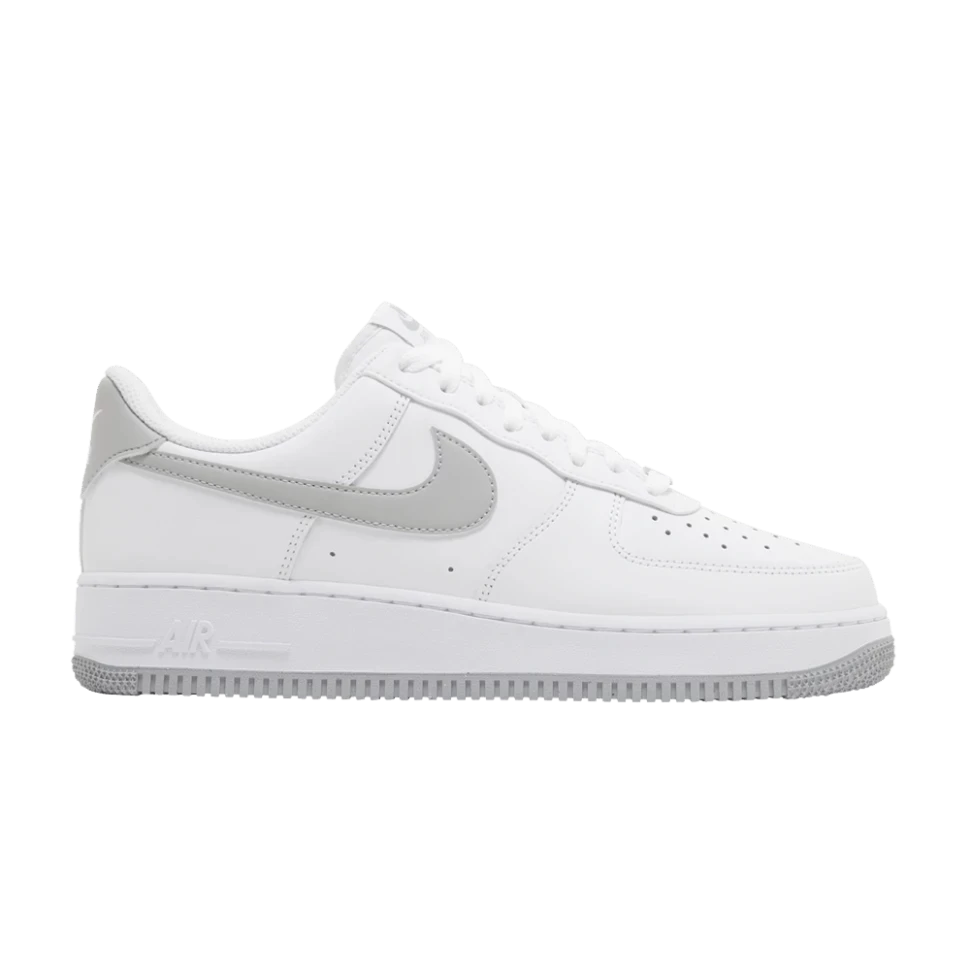 Кроссовки Nike Air Force 1 '07FJ4146-100 в Москве  в Москве 