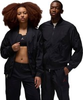 Куртка NIKE M J ESS STMT LTWT RNGD JKT FN4623-010 в Москве  в Москве 