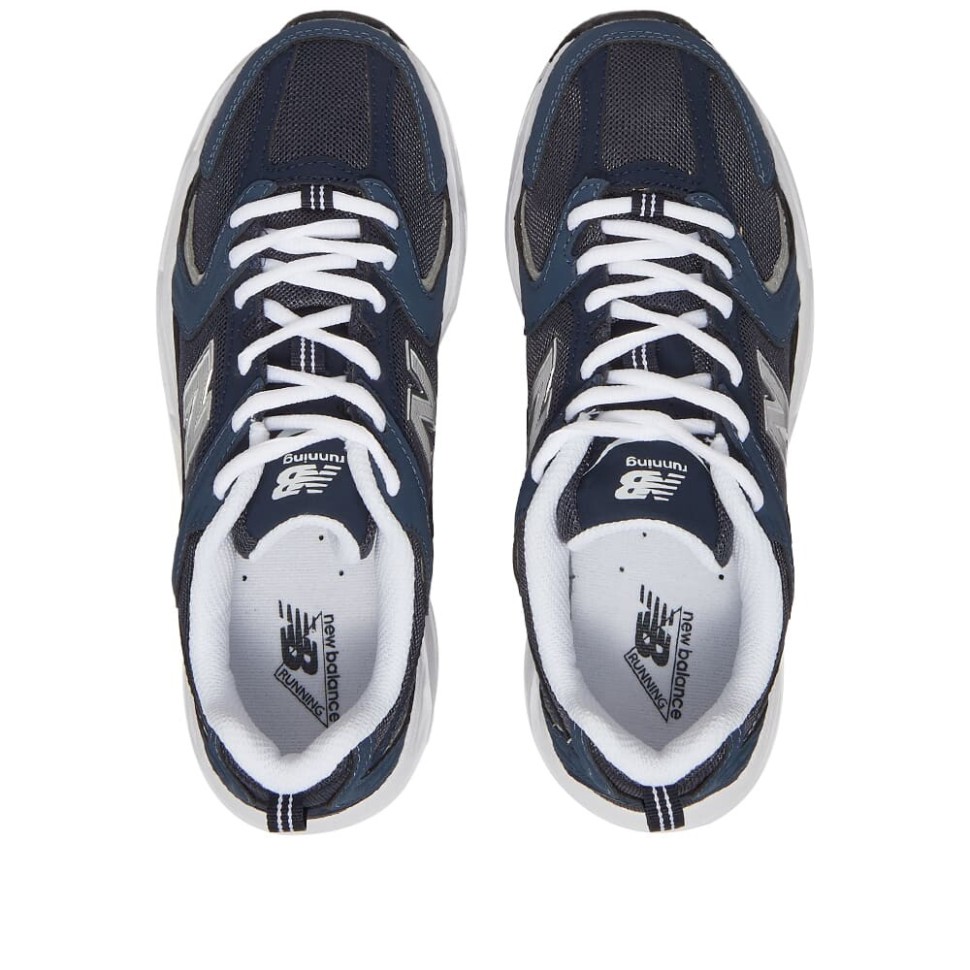 Кроссовки New Balance MR530SMT в Москве  в Москве 
